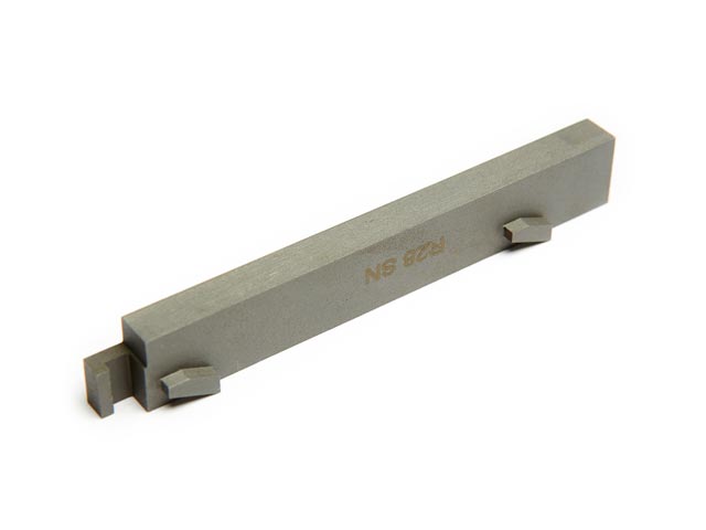 Socle en acier (ici, socle en acier R28)